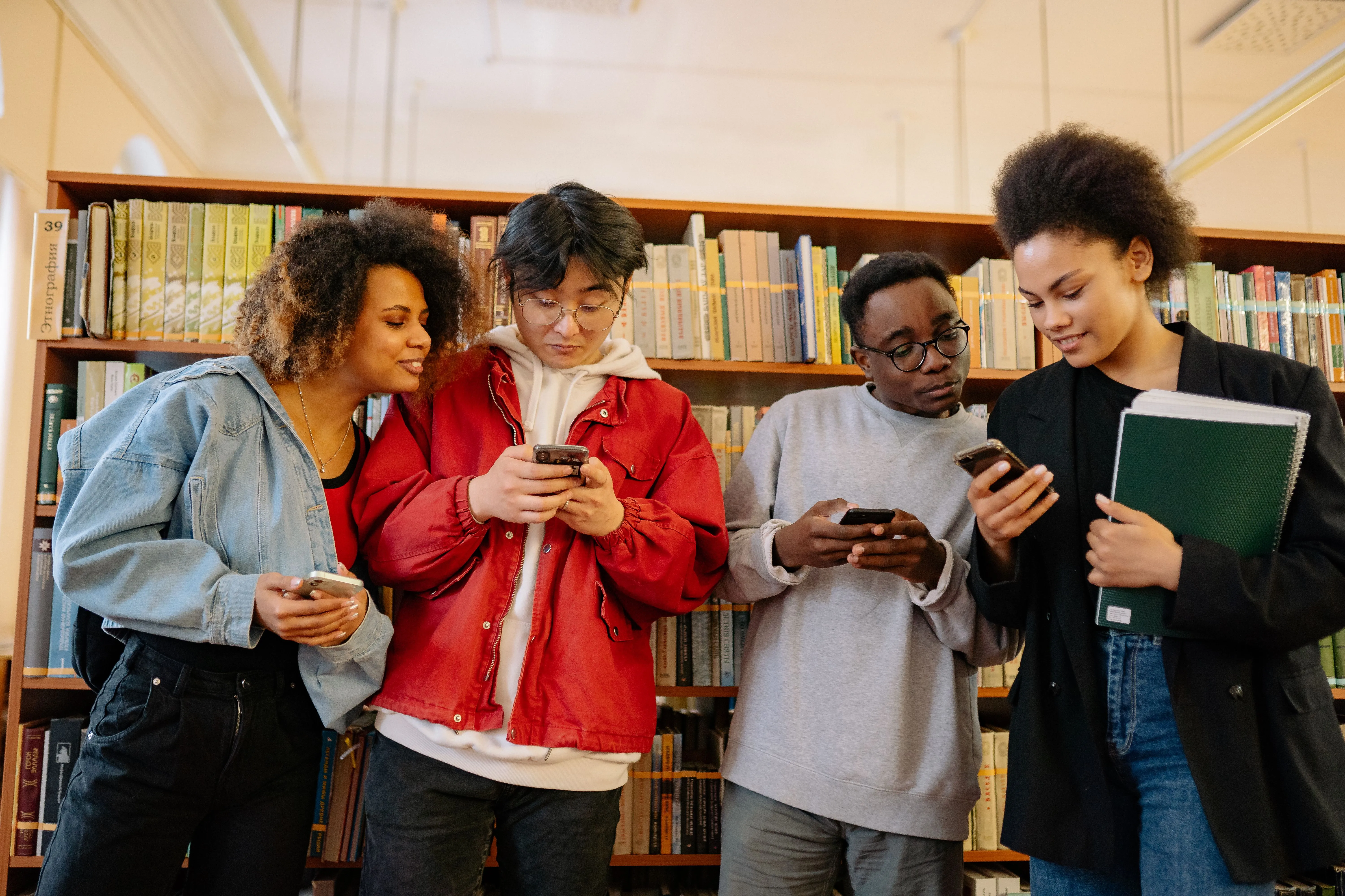 Digital connection and availability