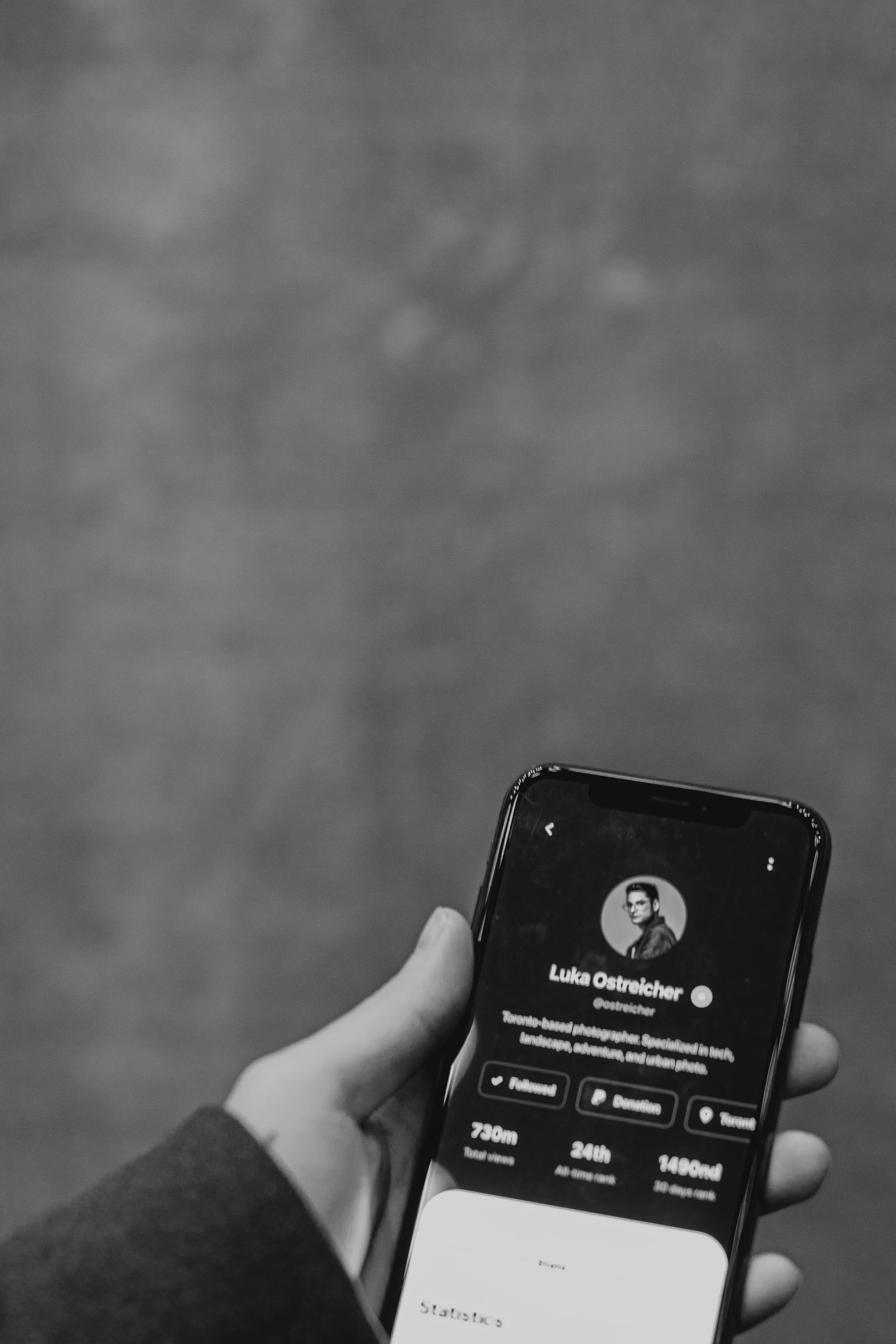 Authentic self-presentation online